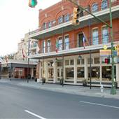 Tre Trattoria Downtown