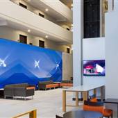 Holiday Inn Express & Suites Medical Center North Hotel