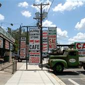 Floore's Country Store