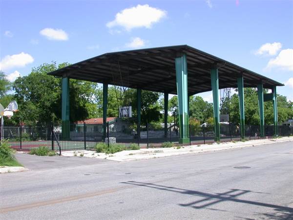 Vera Cruz Street Basketball Court